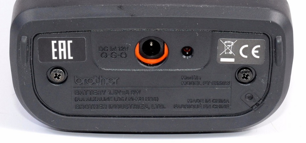 Принтер для этикеток Brother PT-E550WSP